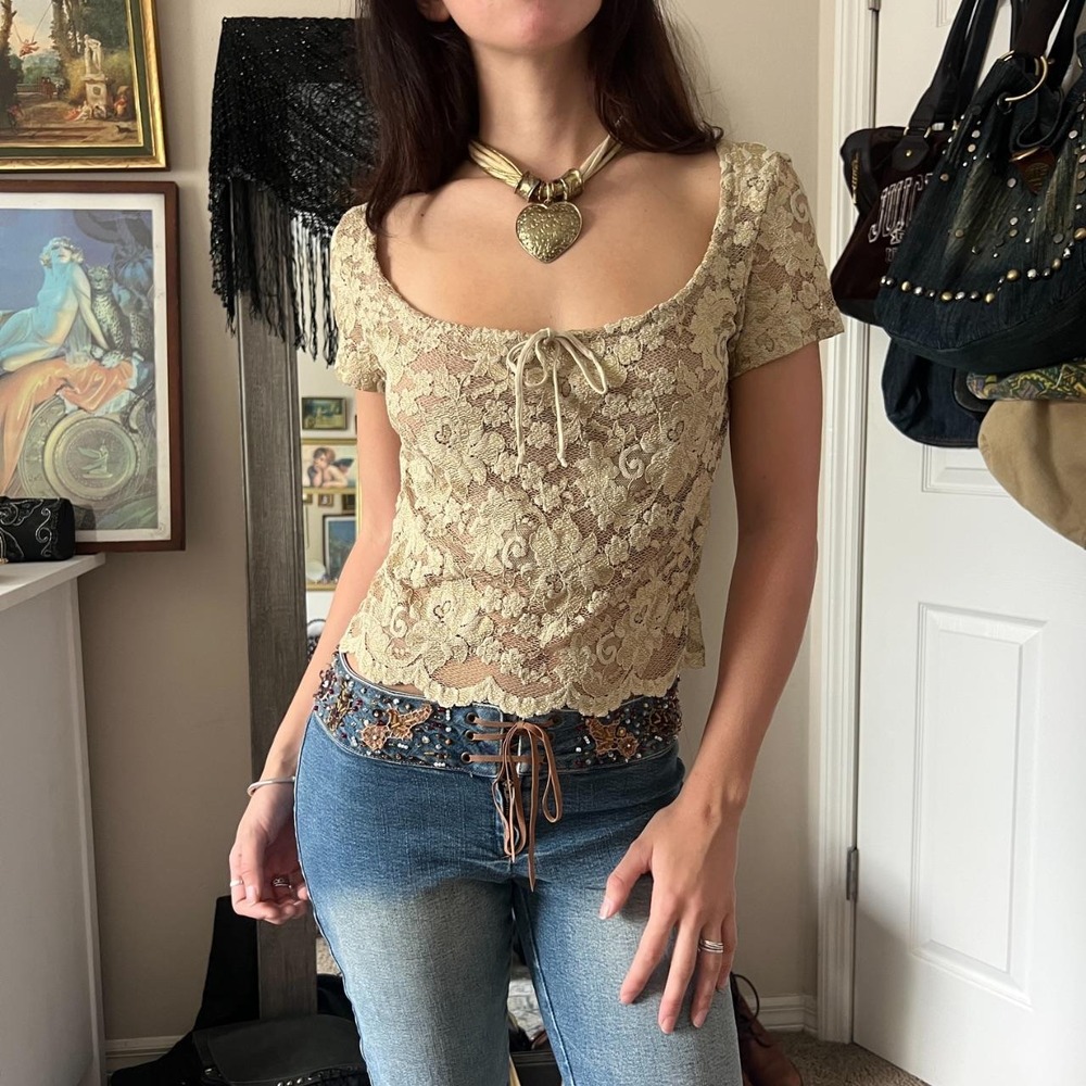 Ann Ferriday Vintage 2000s Tan Lace Scoop Neck Top One Size Fairycore Boho